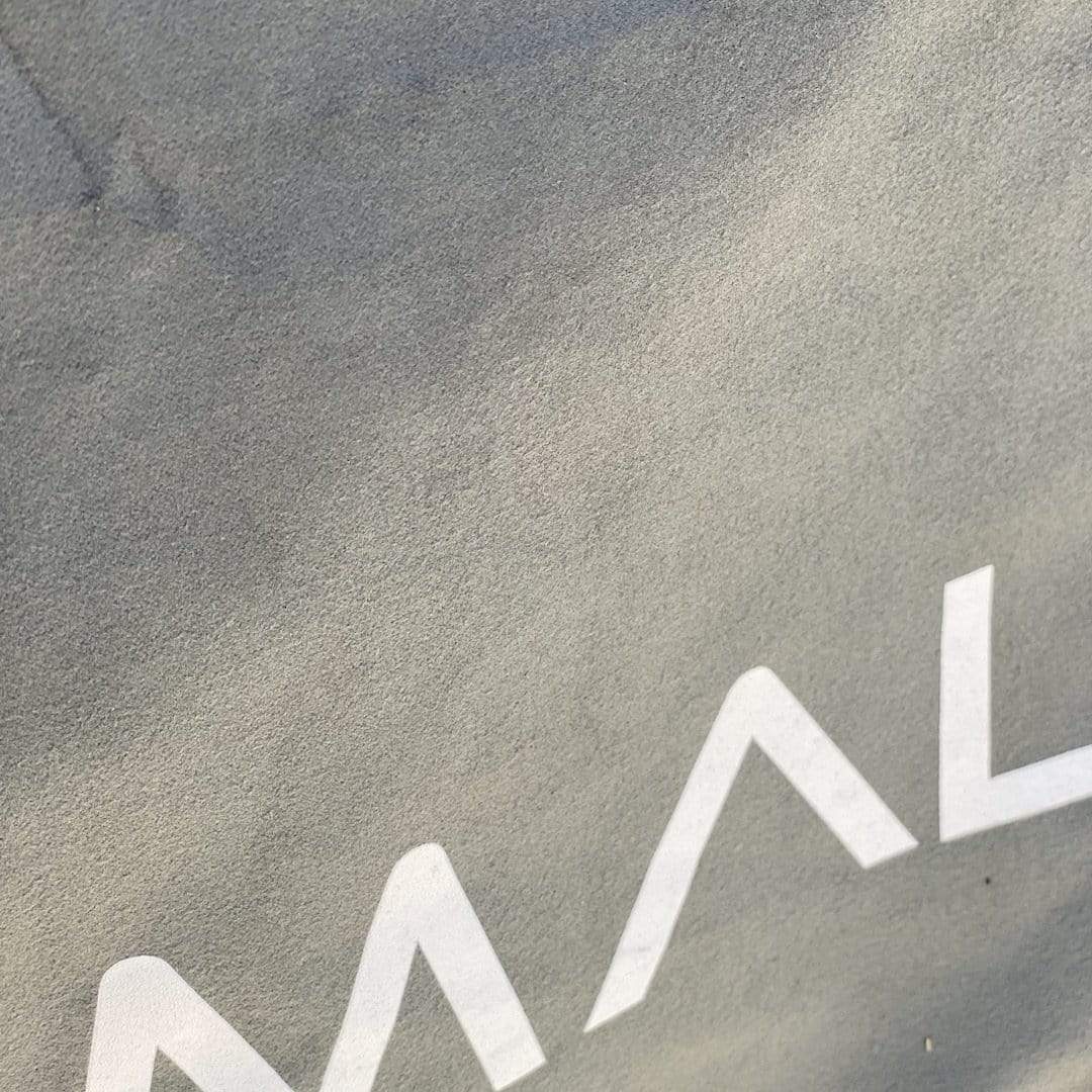 Malo’o - Car Seat Cover Towel